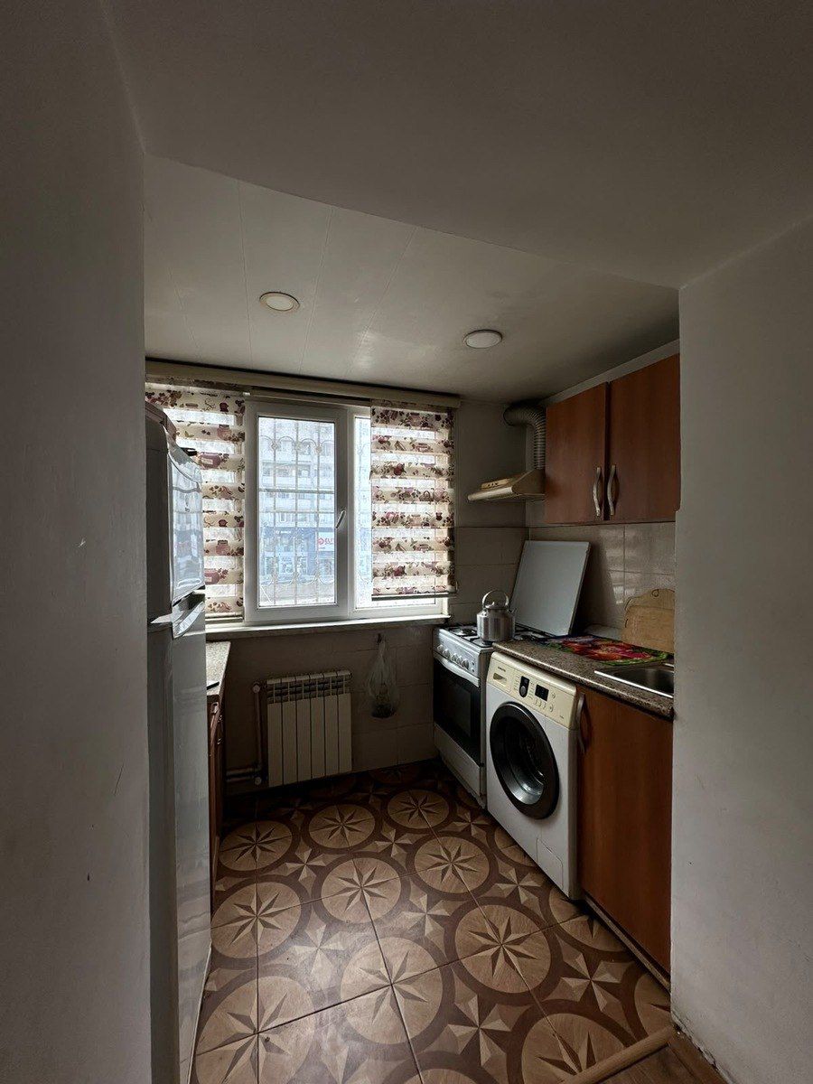 İcarəyə verilir 3 otaqlı köhnə tikili 8 m² — Mənzil, Bakı (4)