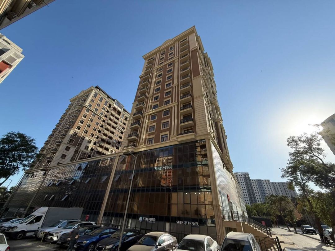 Satılır 4 otaqlı yeni tikili 185 m² — Mənzil, Bakı