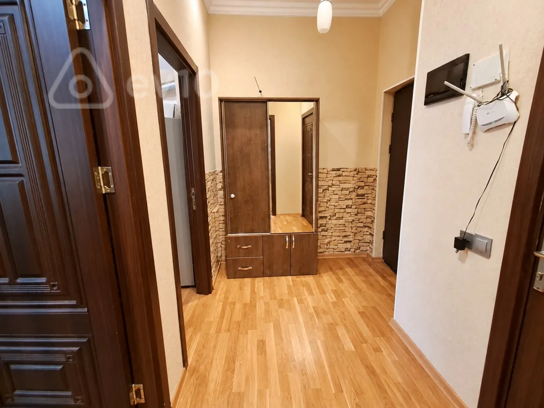 3 otaqlı mənzil, 80 m², qara qarayev Özbəkistan küçəsi — kirayə — Mənzil, Bakı
