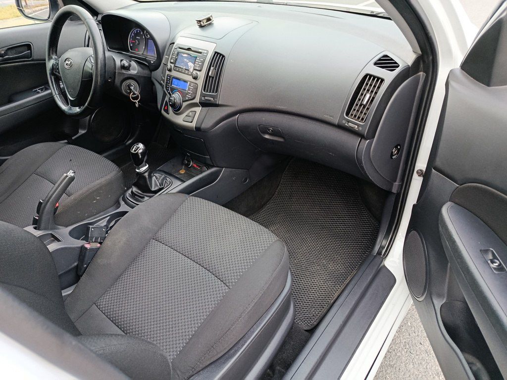 Hyundai i30, 1.4 L, 2010 il, 280 000 km — Avtomobillər, Zaqatala (4)