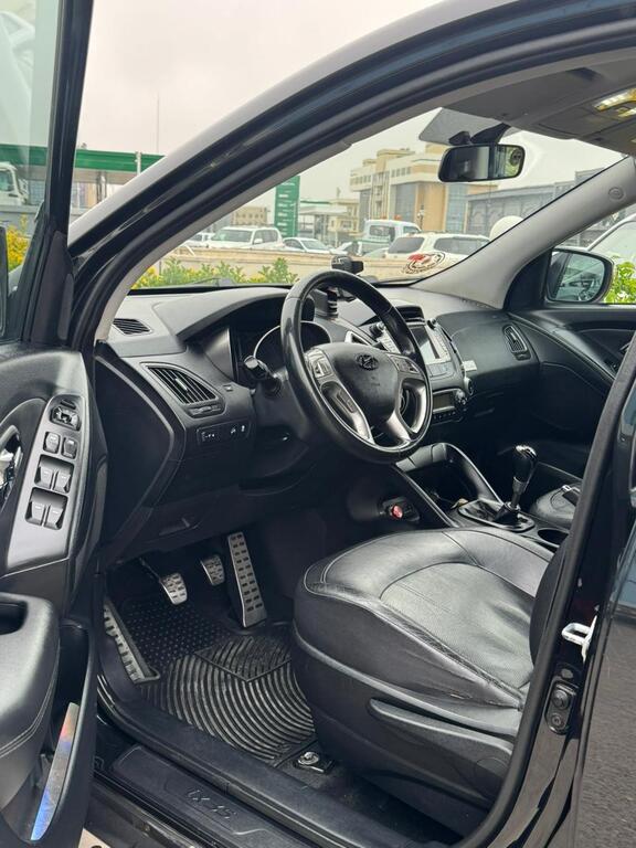Hyundai ix35, 2.0 L, 2011 il, 215 000 km 77-XL-216 — Avtomobillər, Bakı (4)