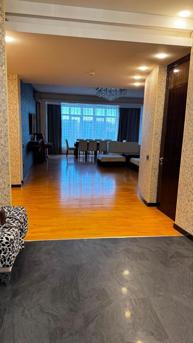 İcarəyə verilir 4 otaqlı yeni tikili 180 m² — Mənzil, Bakı (5)