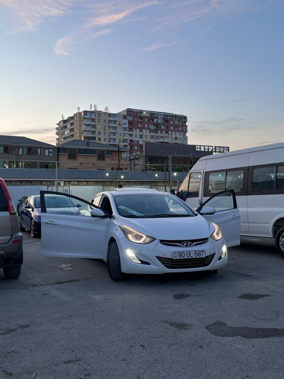 Hyundai Elantra, 1.8 L, 2014 il, 330 000 km 90-UL-587 — Avtomobillər, Bakı (12)