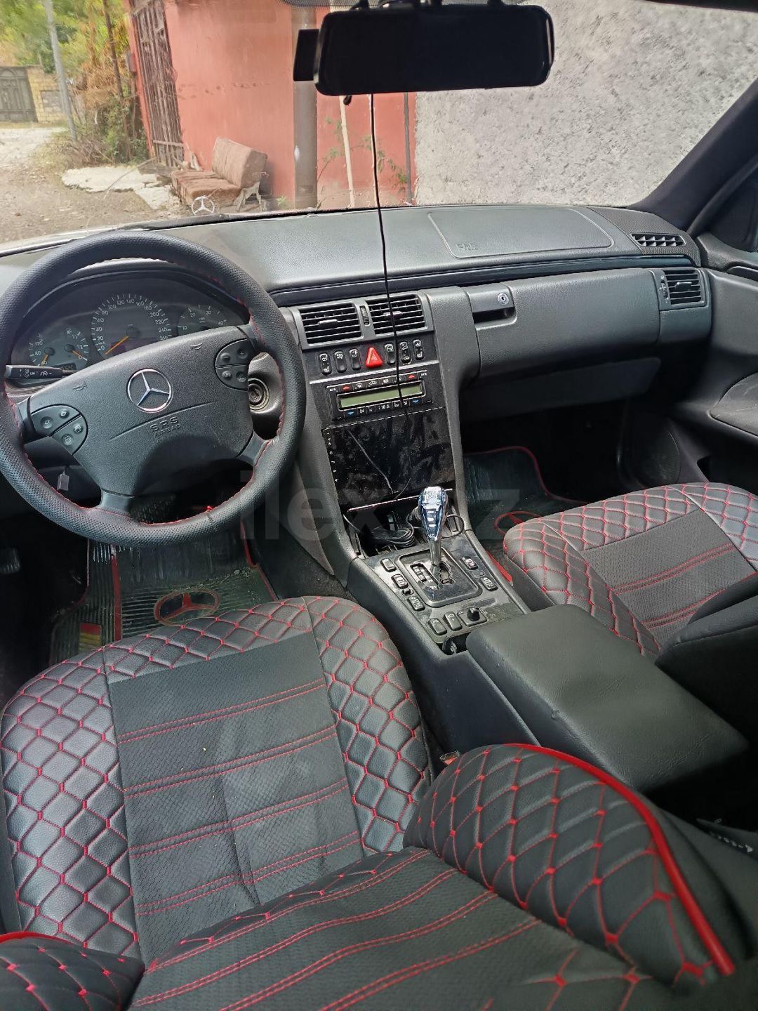 2001 Mercedes-Benz 320 E, 3.2 L, 2001, 320,000 km 90-MX-967 — Avtomobillər, İsmayıllı (2)