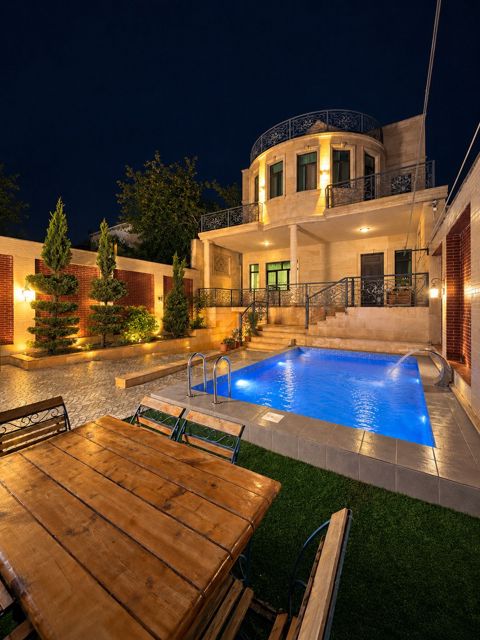 İcarəyə verilir 7 otaqlı həyət evi/bağ evi 250 m² — Bakı