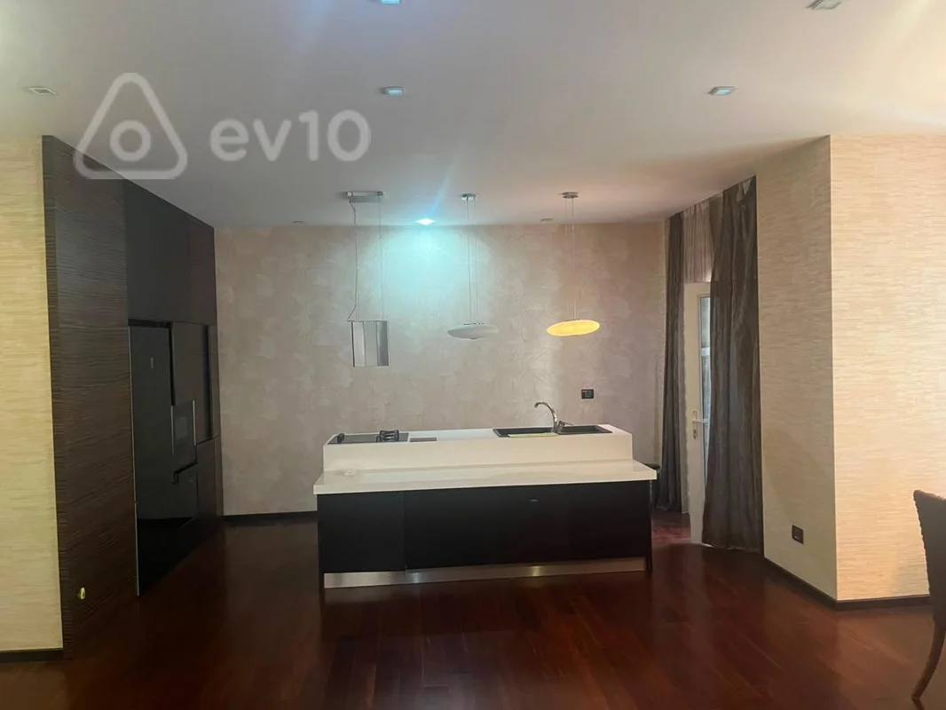 2 otaqlı mənzil, 130 m², Sənan Kərimov kuc — kirayə — Mənzil, Bakı (2)