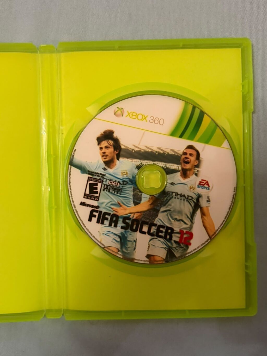 Xbox 360 fifa soccer diski Real alıcıya cüzi endirim olacaq çox az — Oyun konsolları, Digah