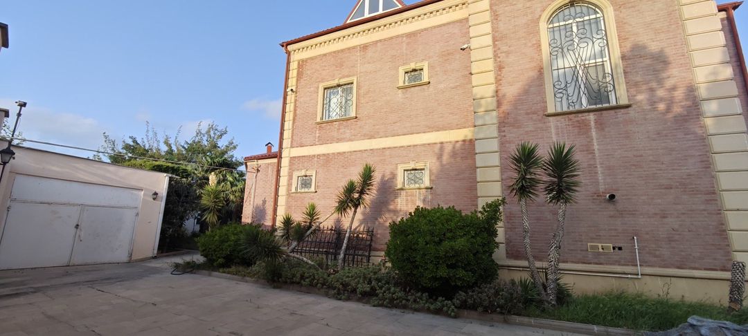 Satılır 8 otaqlı həyət evi/bağ evi 631 m² — Ev, villa, Bakı (11)