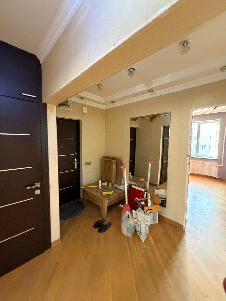 Satılır 3 otaqlı köhnə tikili 73 m² — Mənzil, Bakı (2)