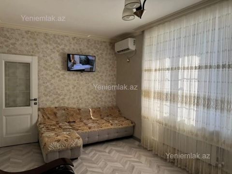 Satılır 1 otaqlı Bina evi menzil (Köhnə tikili), 40 m², 10-cu mikrorayon — Sumqayıt