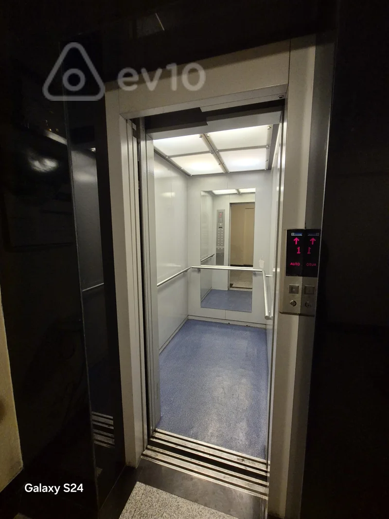 4 otaqlı mənzil, 159 m², Mətbuat prospekti — Mənzil, Bakı (7)