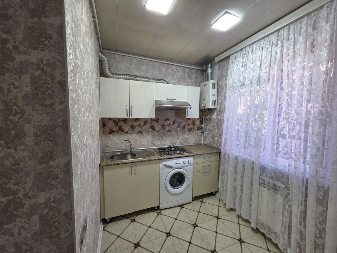 Satılır 1 otaqlı köhnə tikili 35 m² — Mənzil, Bakı (3)
