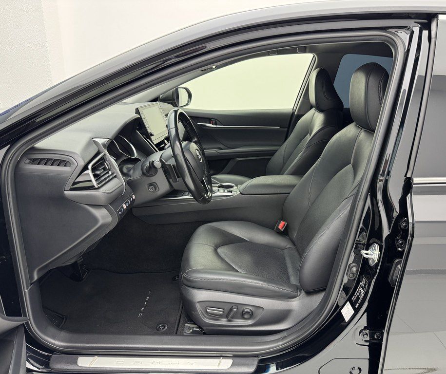 Toyota Camry, 2.5 L, 1.6 kWh, 2023 il, 86 700 km — Avtomobillər, Bakı (10)