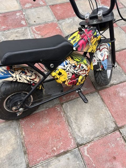 Elektrik mini-velosiped/skuter - Kompakt elektrikli model, şəhər içi — Digah