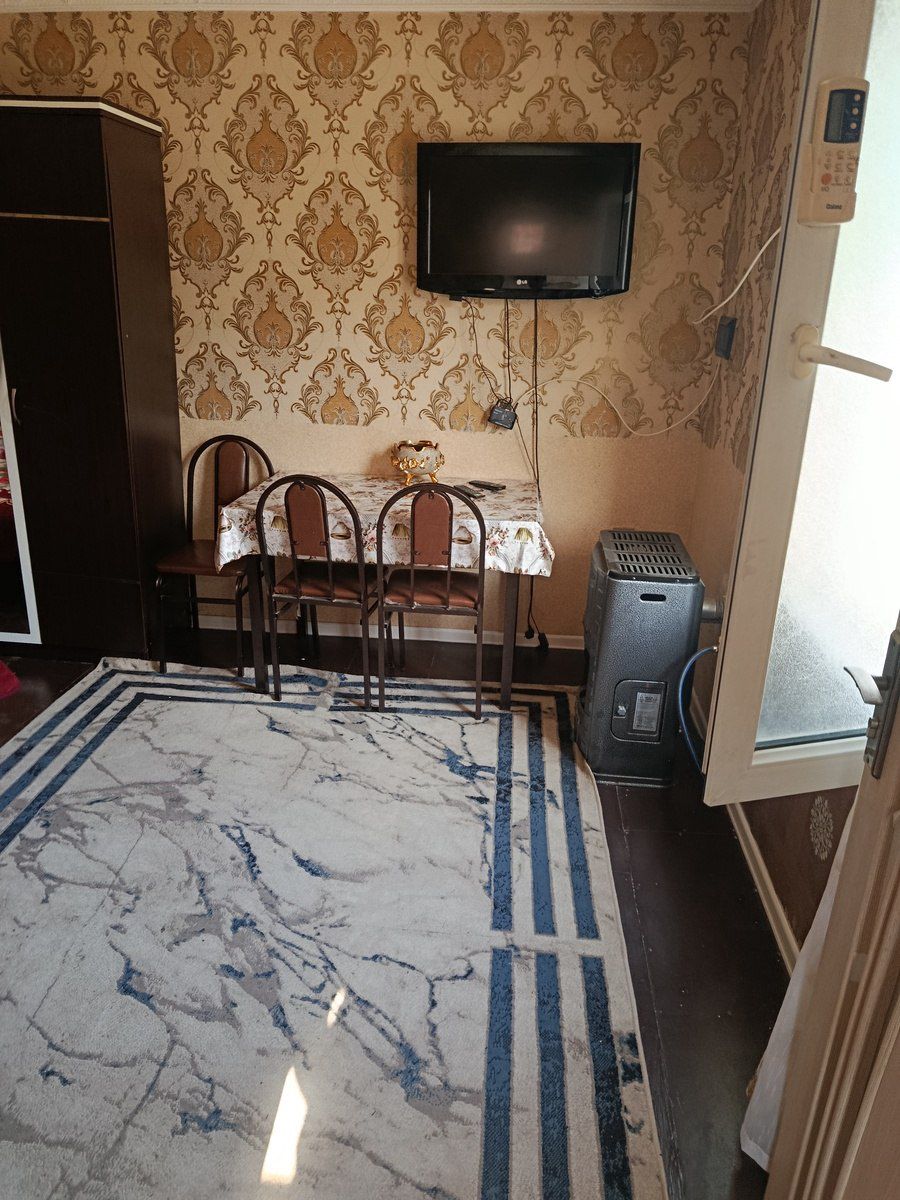 İcarəyə verilir 1 otaqlı həyət evi/bağ evi 35 m² — Ev, villa, Bakı (2)