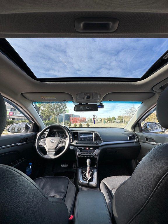 Hyundai Avante, 1.6 L, 2017 il, 186 000 km — Avtomobillər, Bakı (10)