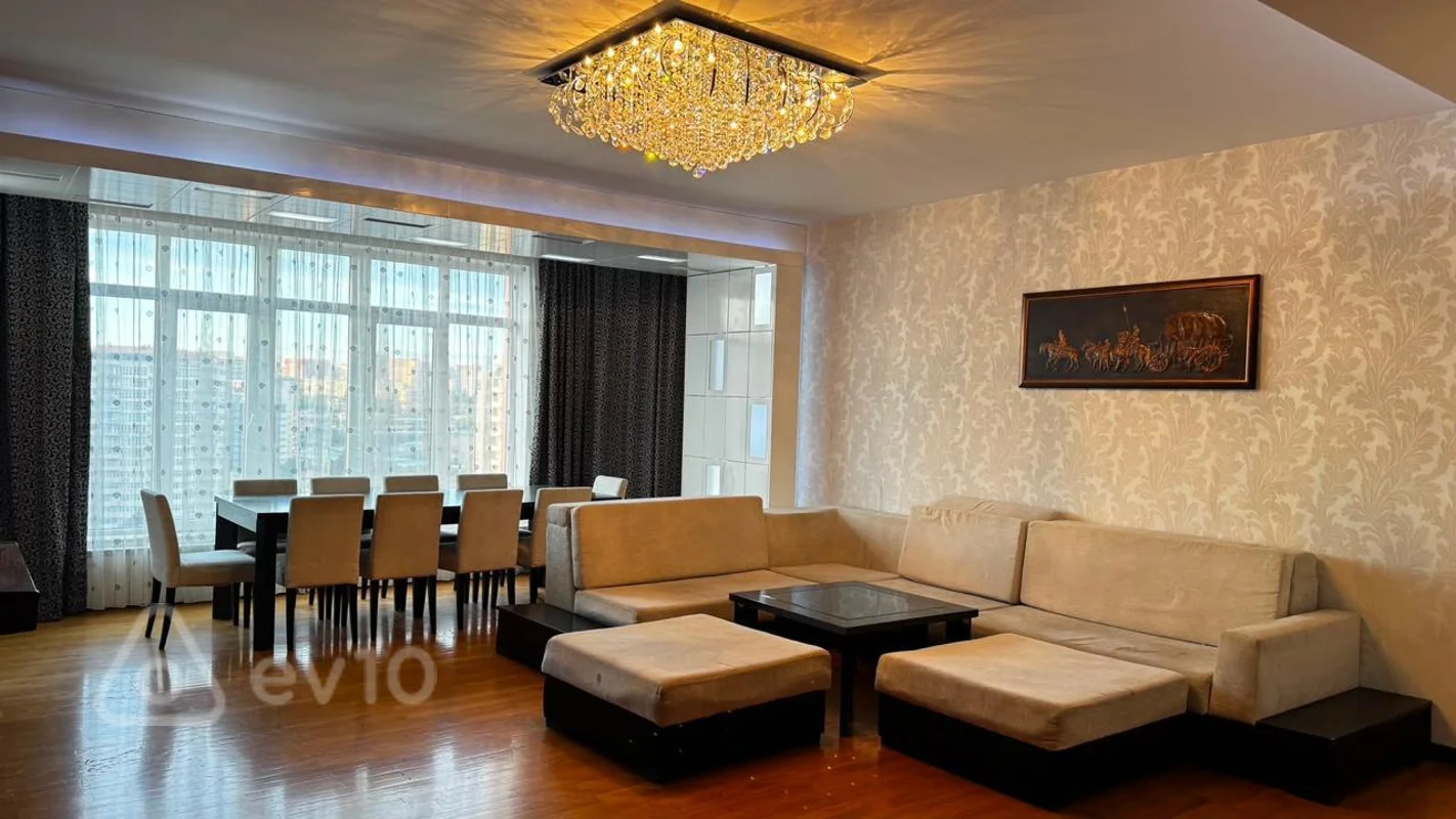 4 otaqlı mənzil, 180 m², Namiq Əliyev — kirayə — Mənzil, Bakı