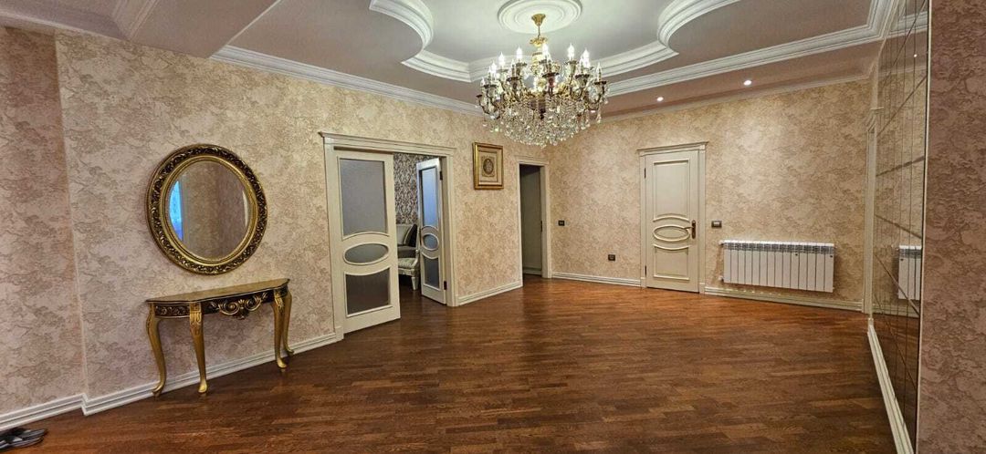 Satılır 4 otaqlı yeni tikili 204 m² — Mənzil, Bakı (10)