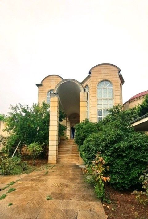 Satılır 6 otaqlı həyət evi/bağ evi 450 m² — Bakı