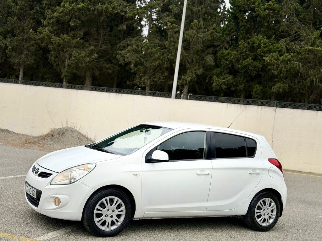 Hyundai i20, 1.4 L, 2011 il, 214 441 km 77-NC-320 — Avtomobillər, Sumqayıt (4)