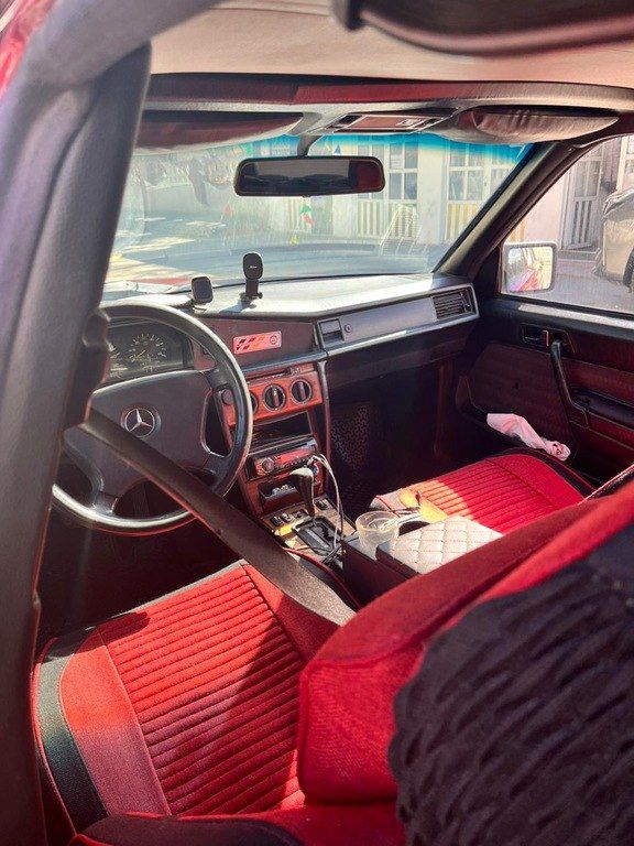 Mercedes 190, 2.5 L, 1991 il, 670 520 km 90-VT-943 — Avtomobillər, Bakı (6)