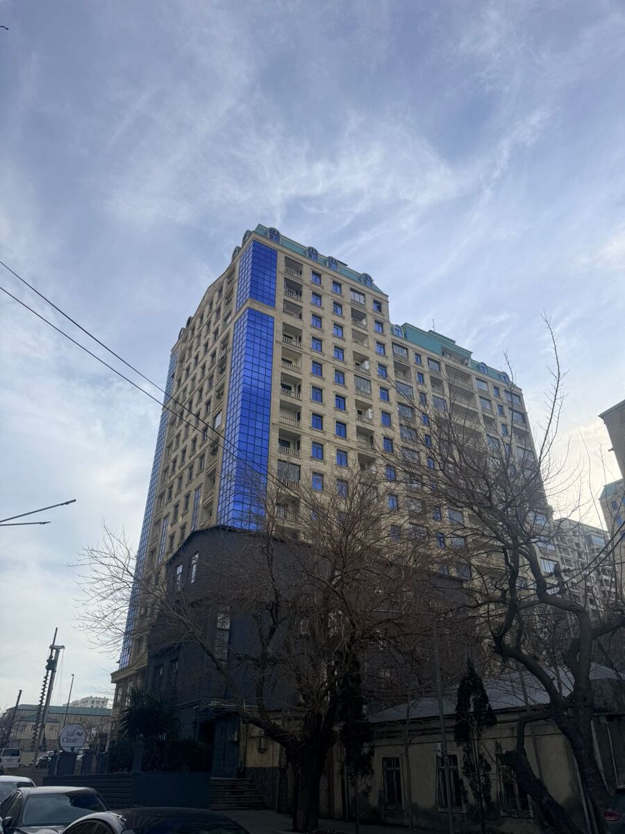 Satılır 4 otaqlı yeni tikili 203 m² — Mənzil, Bakı (2)