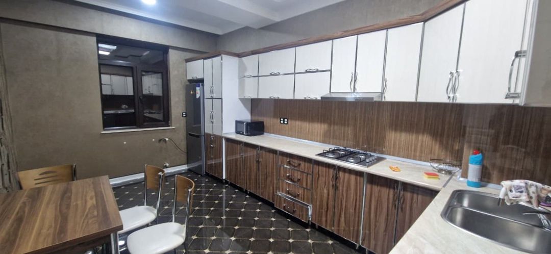 İcarəyə verilir 3 otaqlı yeni tikili 140 m² — Mənzil, Bakı (9)