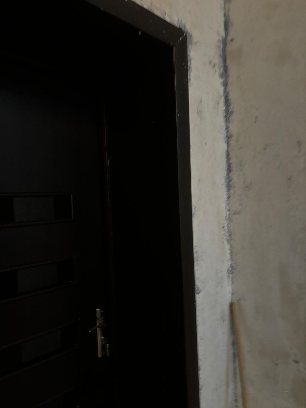 Otaq qapısı əla vəziyyətdədir içlikləri ilə birgə satılır — Pəncərələr, qapılar, balkonlar, Bakı (4)