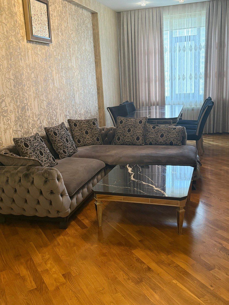 İcarəyə verilir 3 otaqlı yeni tikili 130 m² — Mənzil, Bakı (2)