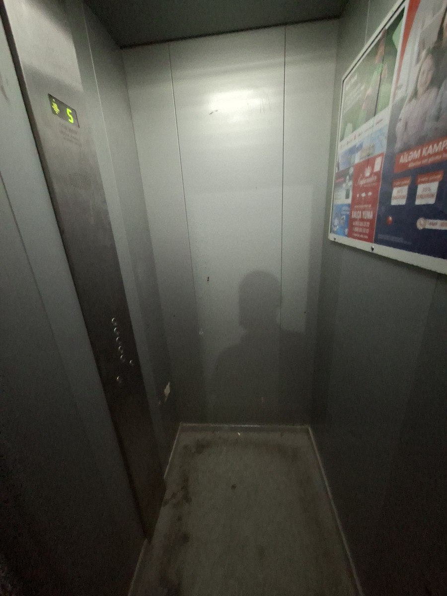 Satılır 2 otaqlı köhnə tikili 65 m² — Mənzil, Bakı (11)