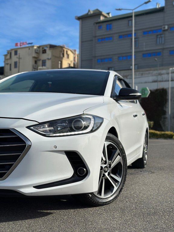 Hyundai Avante, 1.6 L, 2017 il, 186 000 km — Avtomobillər, Bakı (6)