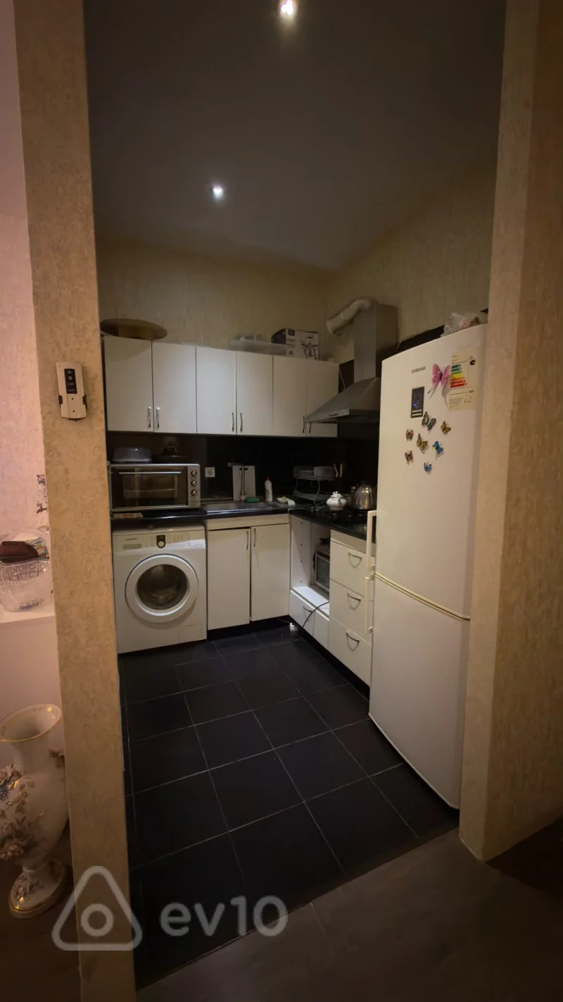2 otaqlı mənzil, 60 m², Bakı, Mir Cəlal küç. — kirayə — Mənzil, Bakı (11)