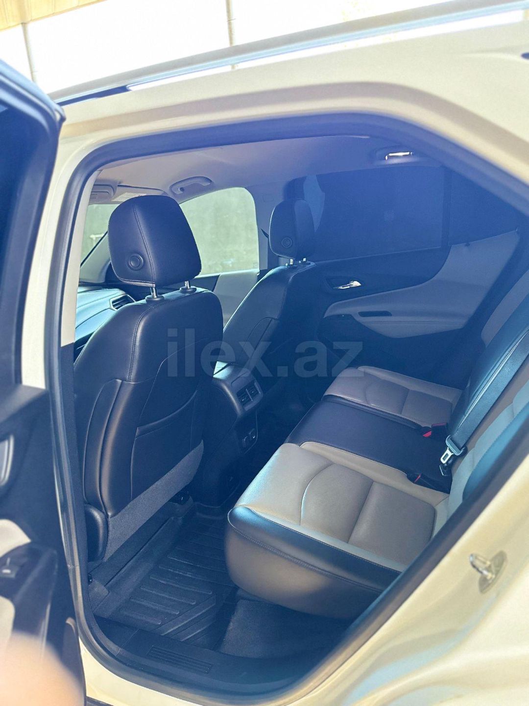 2018 Chevrolet Equinox, 1.5 L, 2018, 162,000 km 57-CK-769 — Avtomobillər, Gəncə (8)