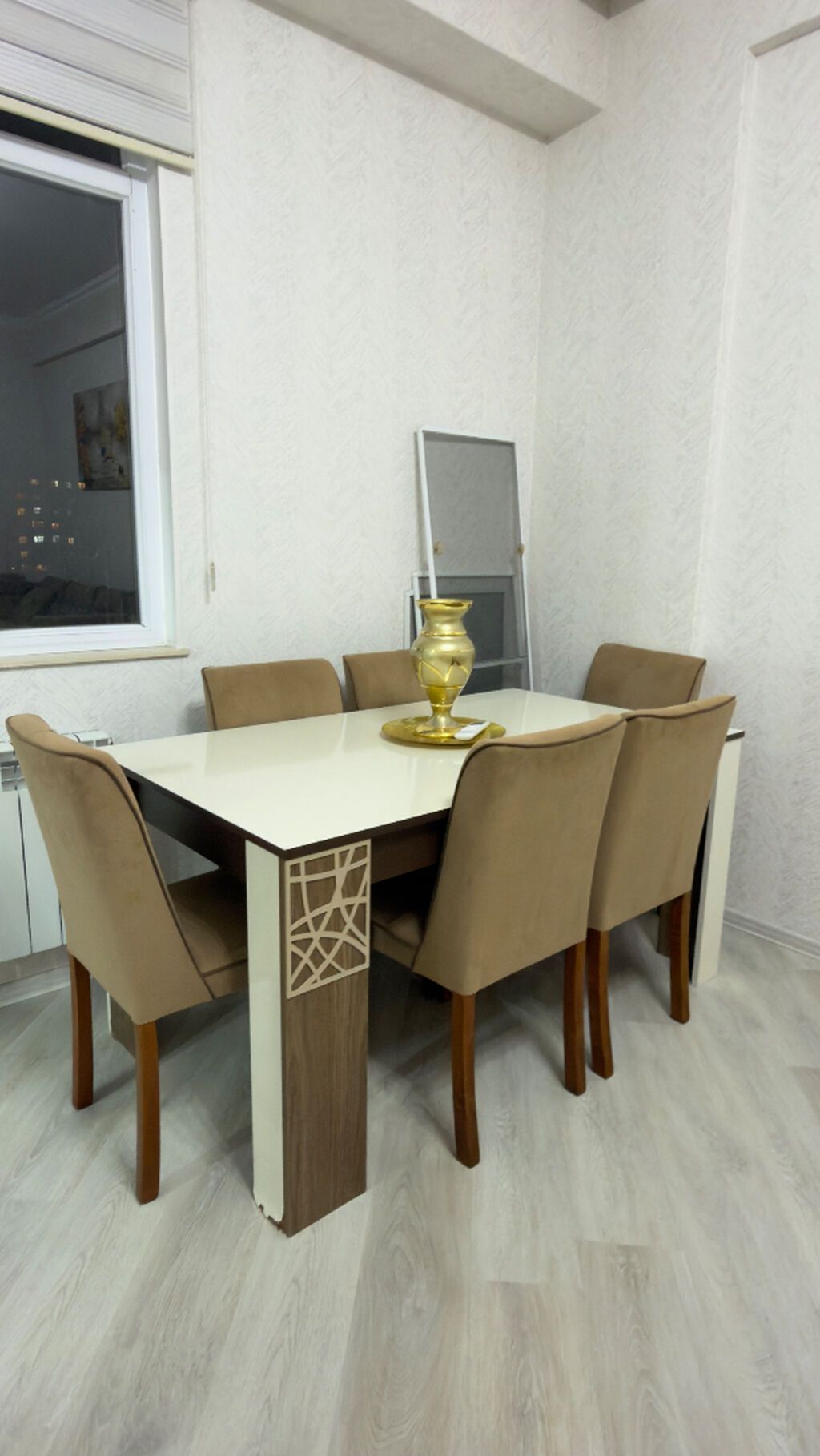 Qonaq otağı üçün, İşlənmiş, Açılan, Dördbucaq masa, 6 stul — Masalar və stullar, Bakı (2)