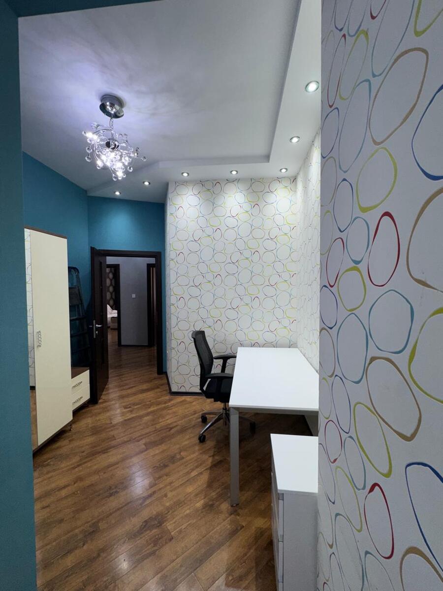 İcarəyə verilir 3 otaqlı köhnə tikili 110 m² — Mənzil, Bakı (10)