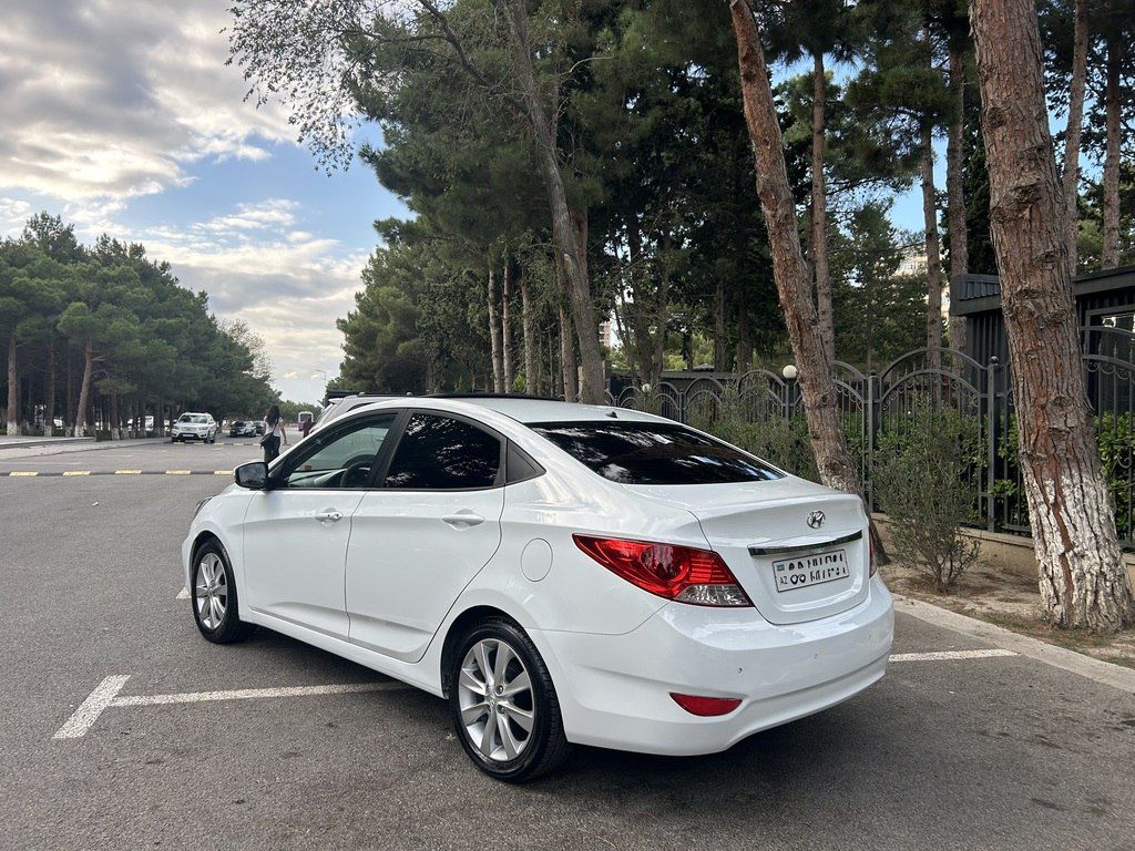 Hyundai Accent, 1.6 L, 2011 il, 215 000 km — Avtomobillər, Sumqayıt (5)