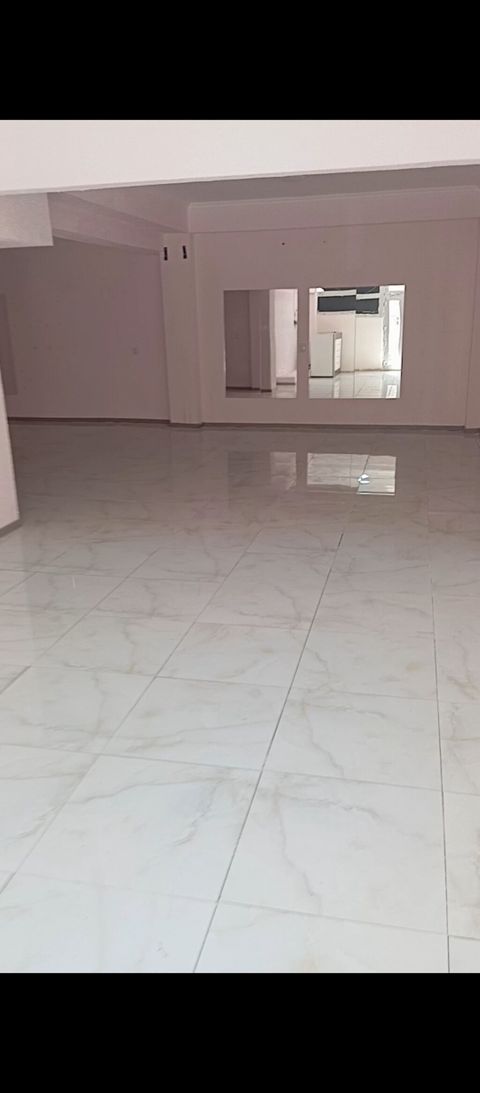 Salam Binəqədi gənclər şəhərciyində 80 kvadrat öz dükanımı icarəyə — Bakı