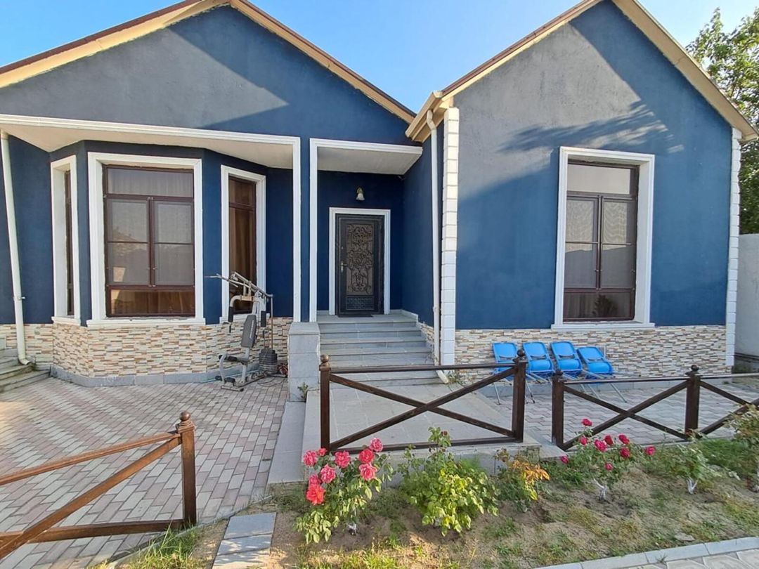 Satılır 4 otaqlı həyət evi/bağ evi 200 m² — Ev, villa, Bakı (6)
