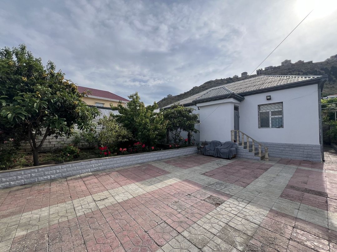 Satılır 4 otaqlı həyət evi/bağ evi 120 m² — Ev, villa, Bakı (3)