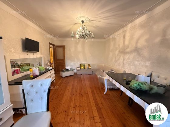 İcarəyə verilir 2 otaqlı 80 m² köhnə tikili Gənclik m — Mənzil (2)