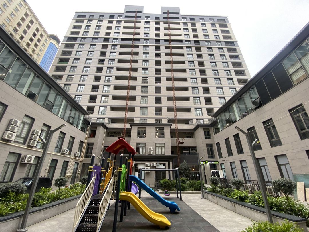 Satılır 3 otaqlı yeni tikili 115 m² — Mənzil, Bakı (2)