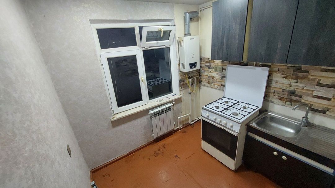 İcarəyə verilir 2 otaqlı köhnə tikili 49 m² — Mənzil, Bakı (3)