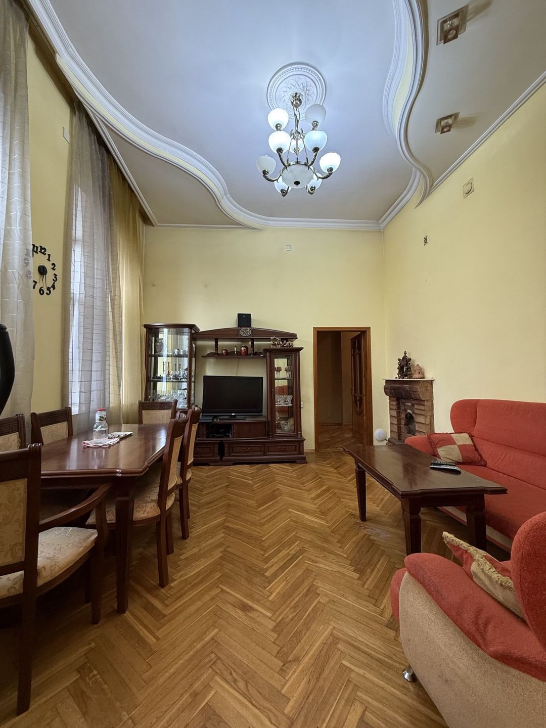 Satılır 4 otaqlı köhnə tikili 100 m² — Mənzil, Bakı (2)