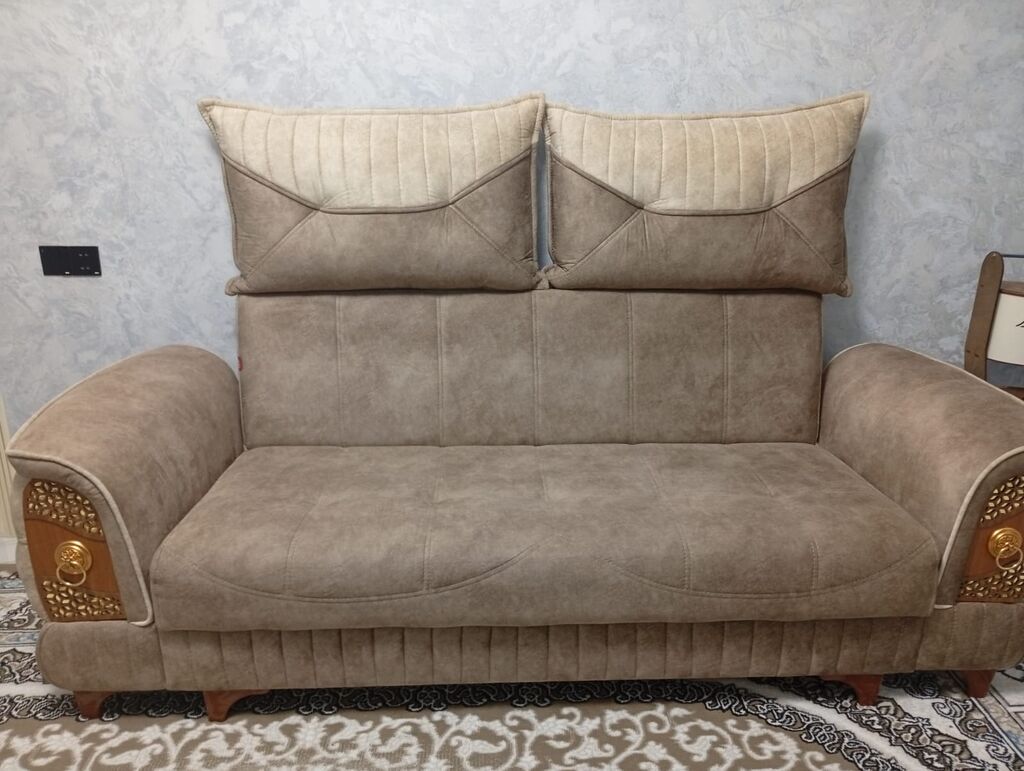 Masa desti 300 manat.Masa acilir.Cox keyfiyyətli destdir.Unvan — Mebel, Bakı (2)