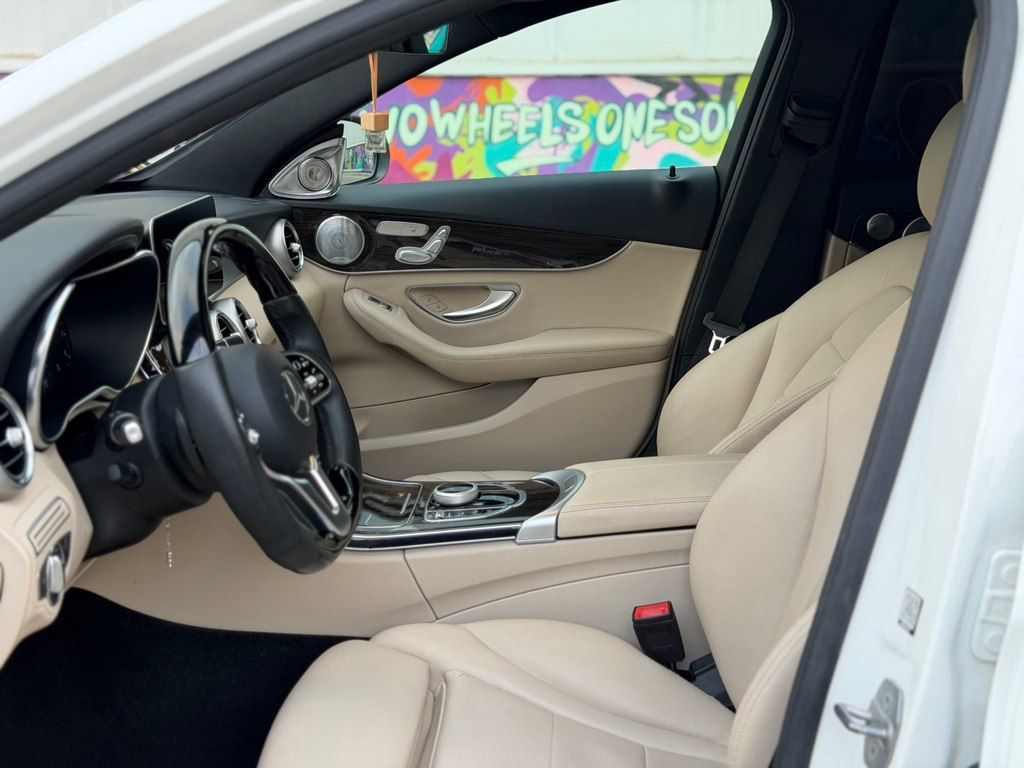 Mercedes C 300, 2.0 L, 2021 il, 80 000 km — Avtomobillər, Bakı (12)