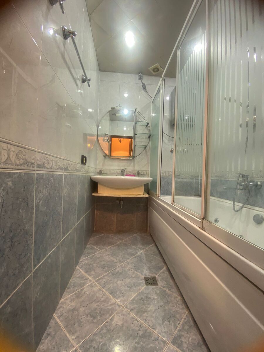 Satılır 4 otaqlı köhnə tikili 105 m² — Mənzil, Bakı (10)