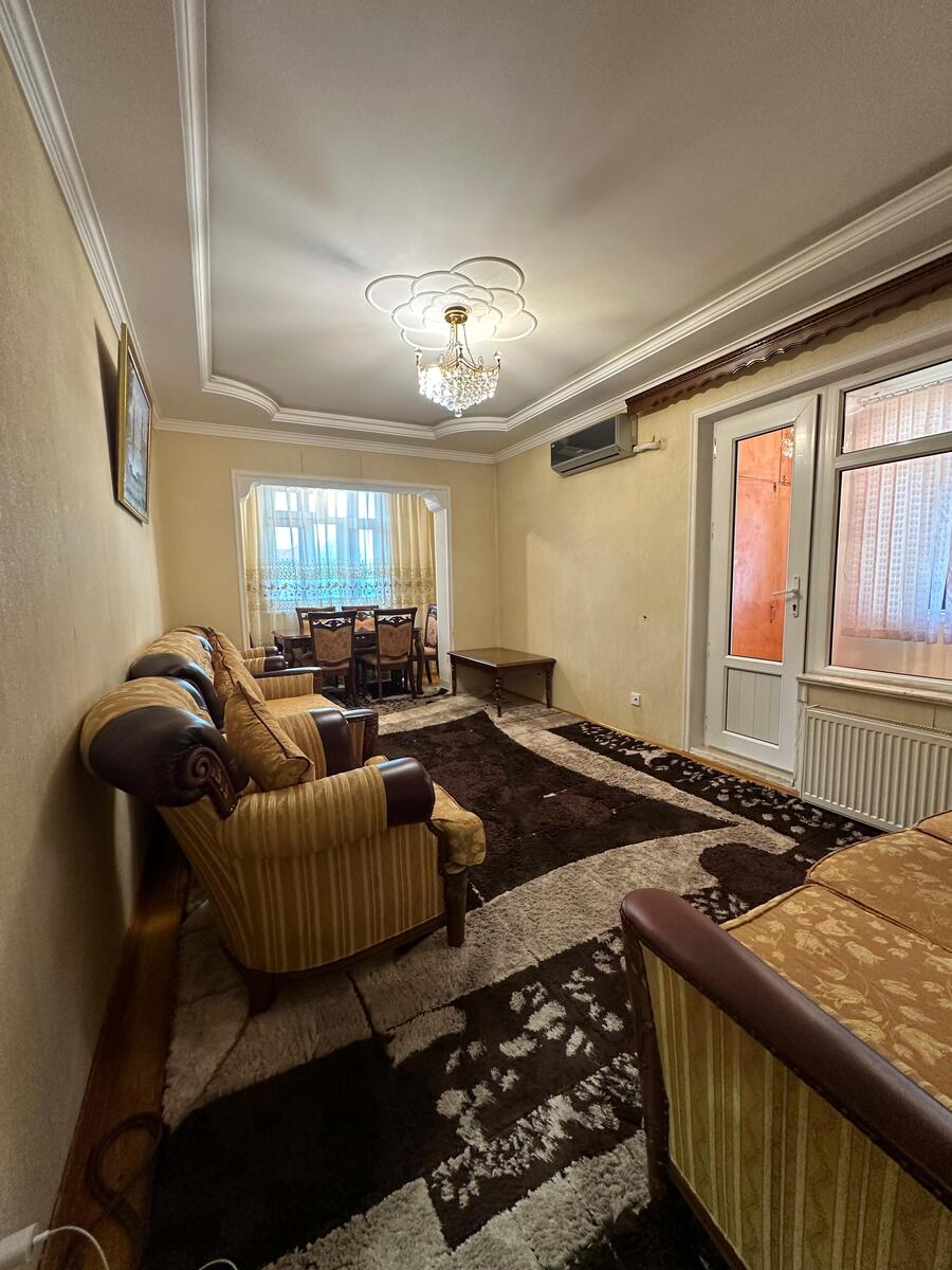 Satılır 4 otaqlı köhnə tikili 96 m² — Mənzil, Bakı (9)