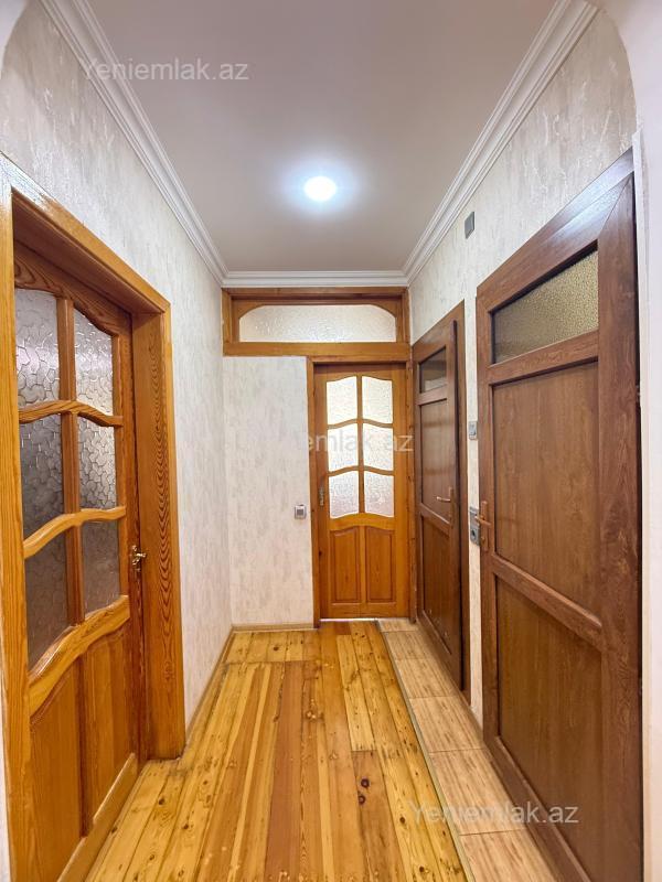 Satılır 4 otaqlı Bina evi menzil (Köhnə tikili), 90 m², 9-cu mikrorayon — Mənzil, Sumqayıt (11)