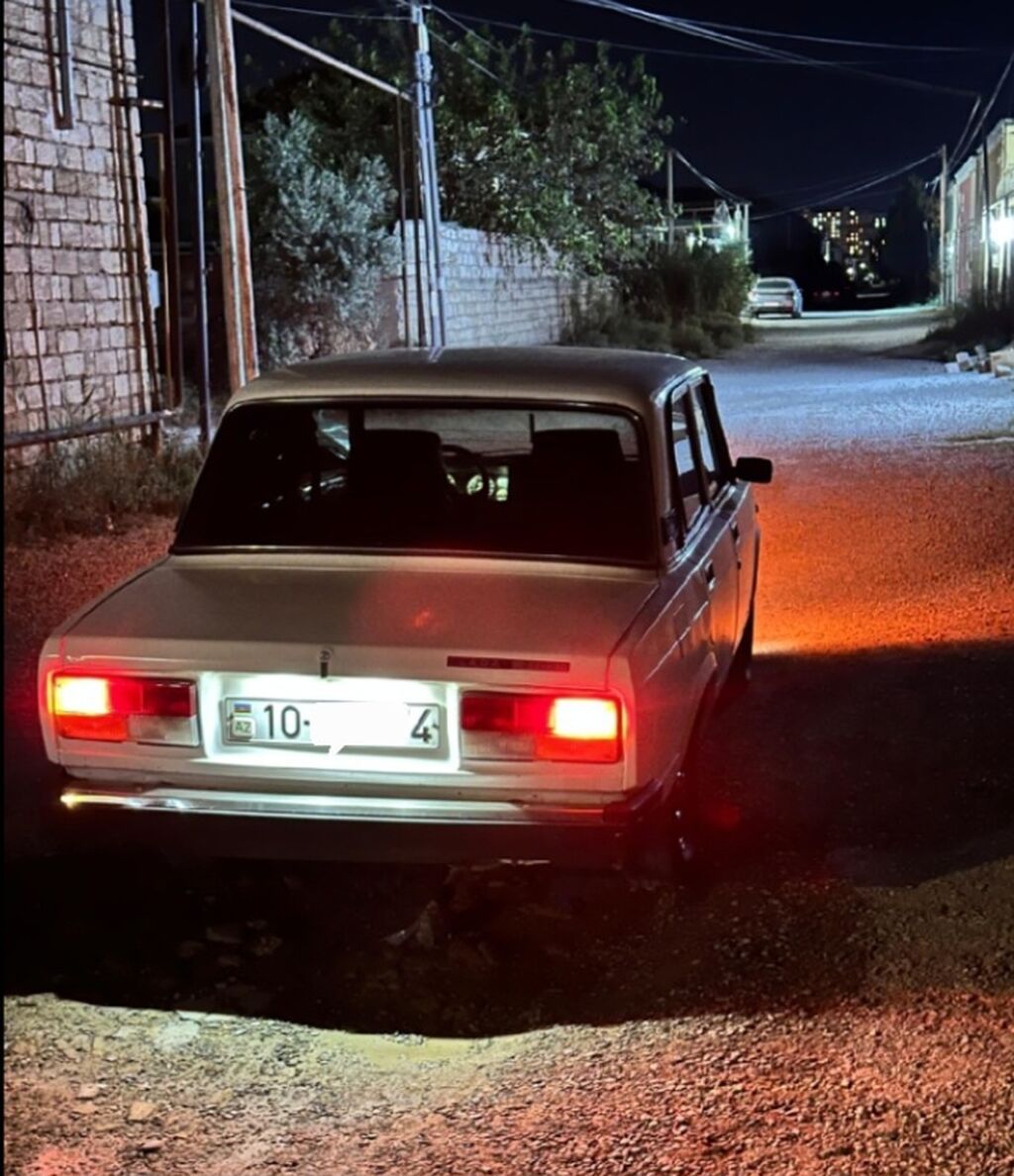 VAZ (Lada) 2107: 0.3 l 1986 il Sedan — Avtomobillər, Tovuz (2)
