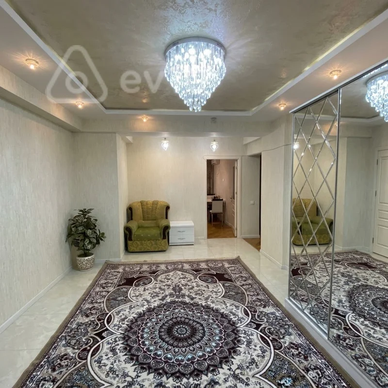 3 otaqlı mənzil, 110 m², Tofiq Abbasov küçəsi — kirayə — Mənzil, Bakı (7)